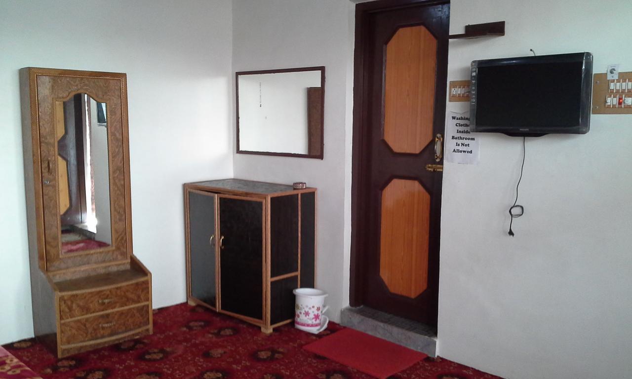 Howrah Guest House Srīnagar Exteriér fotografie
