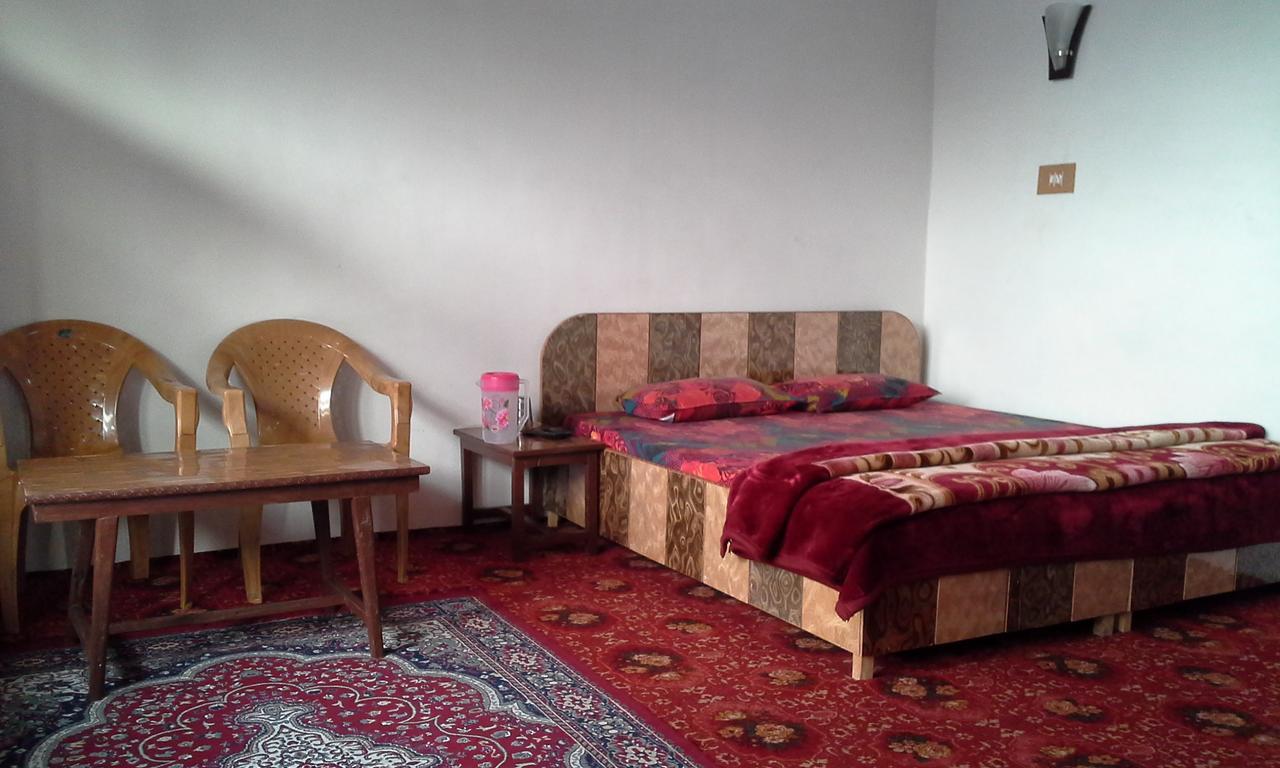 Howrah Guest House Srīnagar Exteriér fotografie