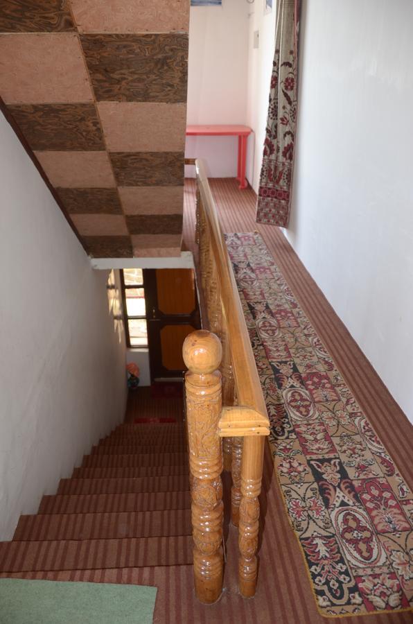 Howrah Guest House Srīnagar Exteriér fotografie