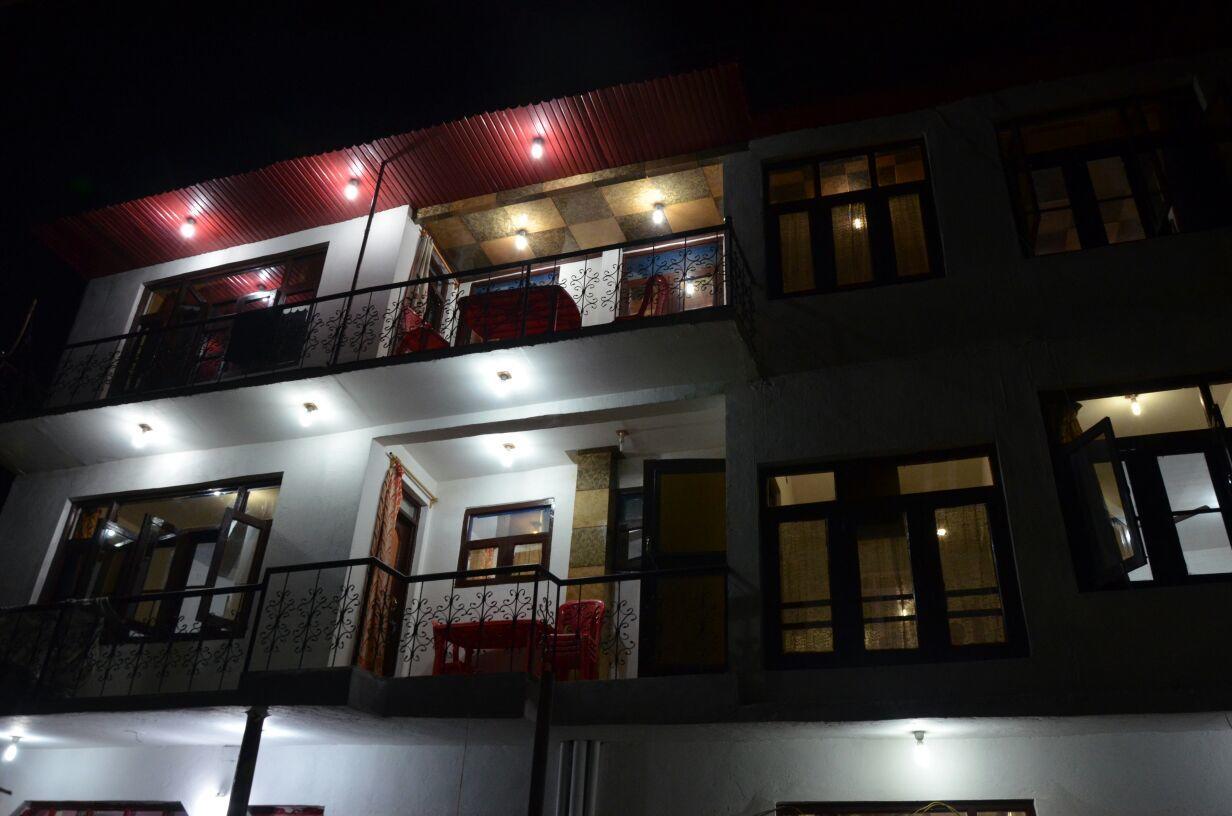 Howrah Guest House Srīnagar Exteriér fotografie
